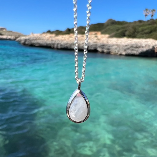 COLLAR DROP PIEDRA LUNA