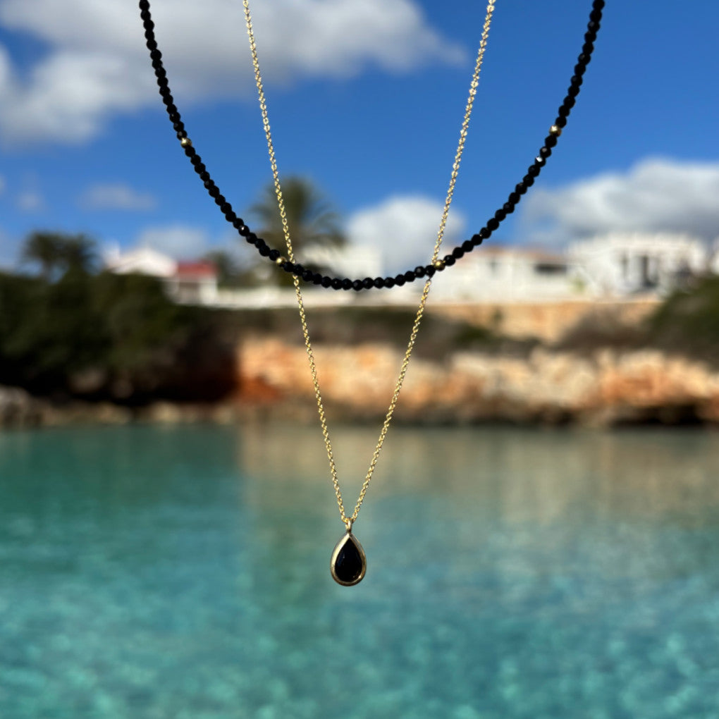 CONJUNTO COLLAR BLACK ORO