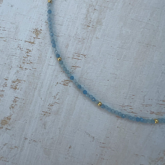 COLLAR AGUAMARINA ORO