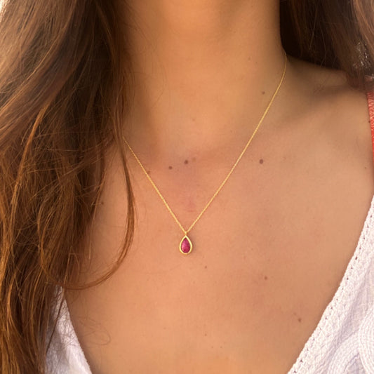 COLLIER PENDANT JADE OR ROUGE