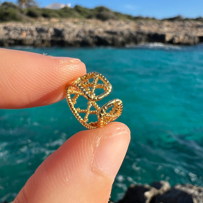 SARA GOLD EAR CUFF EARRINGS