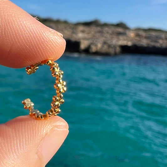 EAR CUFF EARRINGS FLOWERS GOLD